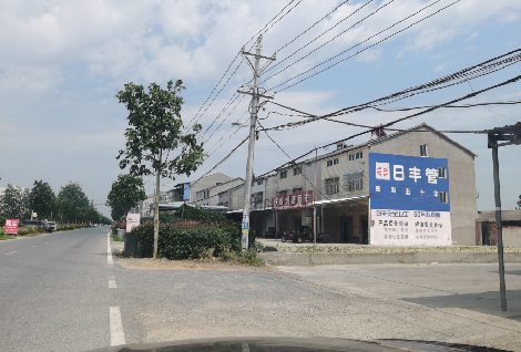 临湘如何能保证墙体广告的醒目性？